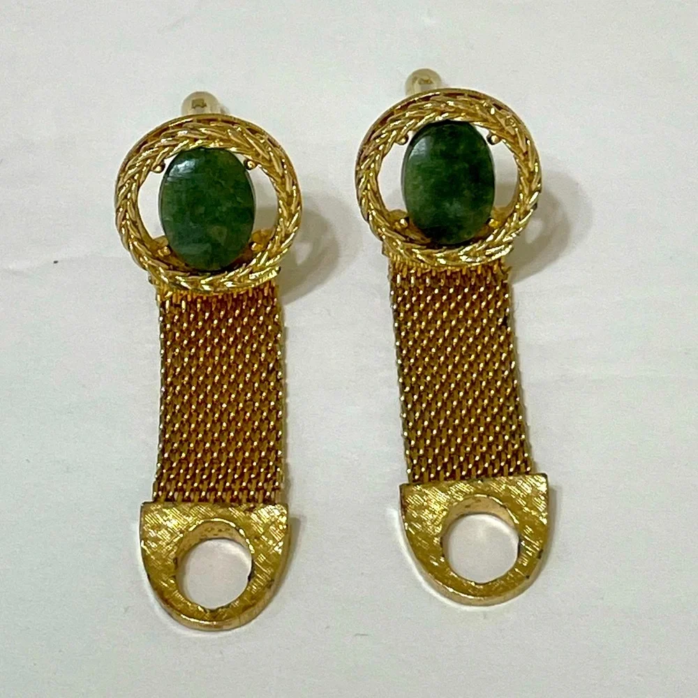 Vintage SWANK Men’s Cufflinks Gold-tone Green Jade Stone Web Mesh Band